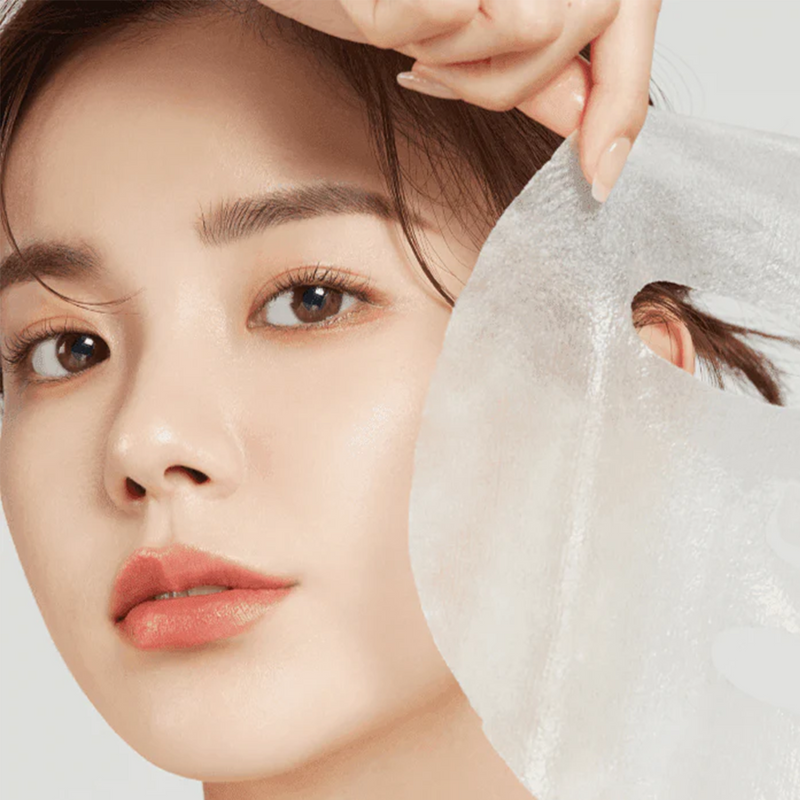 APRIL SKIN Carrotene IPMP™ Calming & Hydrating Sheet Mask (20g) MODEL