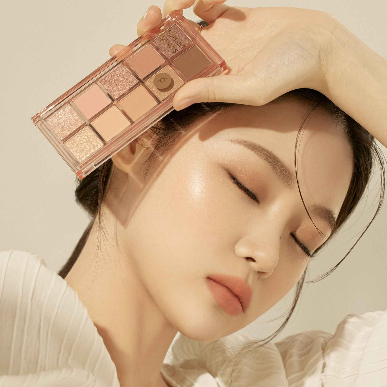 Seasonal Blending Eyeshadow Palette 01 Sunset Grass (6.4g)