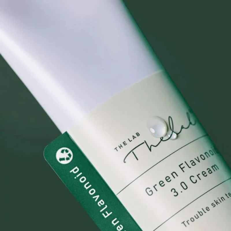THE LAB Green Flavonoid 3.0 Cream (50ml) green background